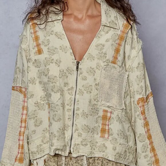 POL VINTAGE PRINT GAUZE ZIP JACKET TOP - Picture 1 of 8
